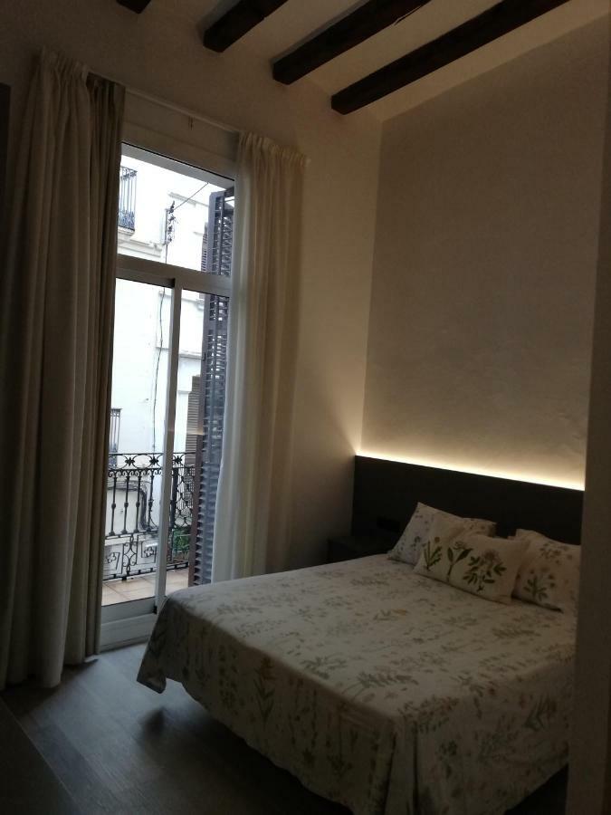 Hostal Parellades Sitges Exterior photo