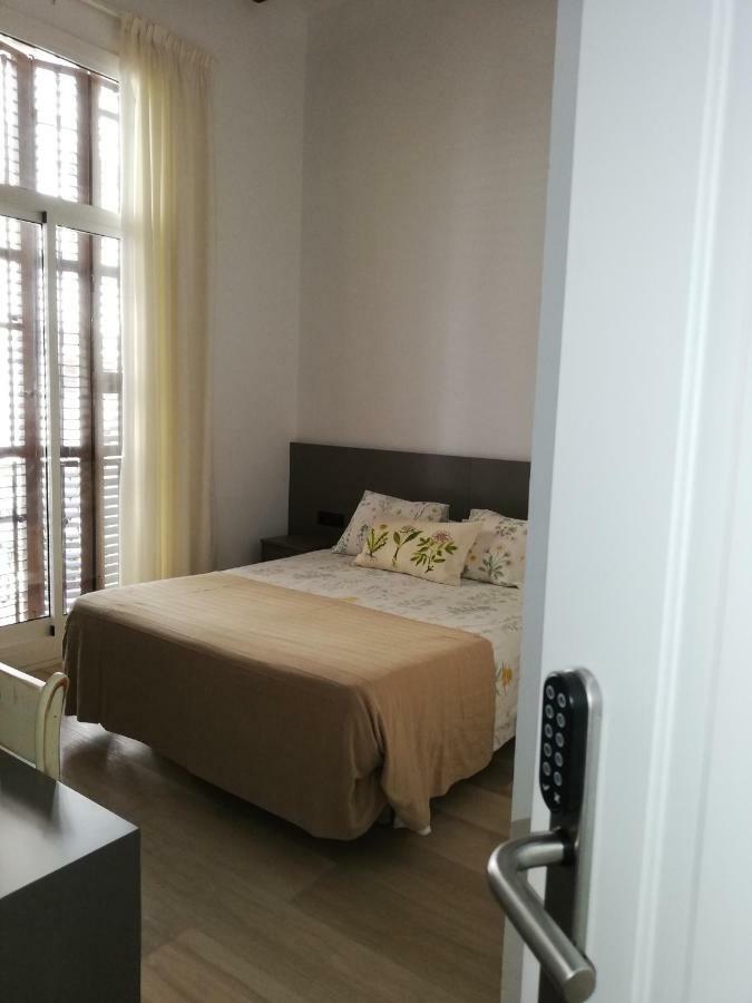 Hostal Parellades Sitges Exterior photo